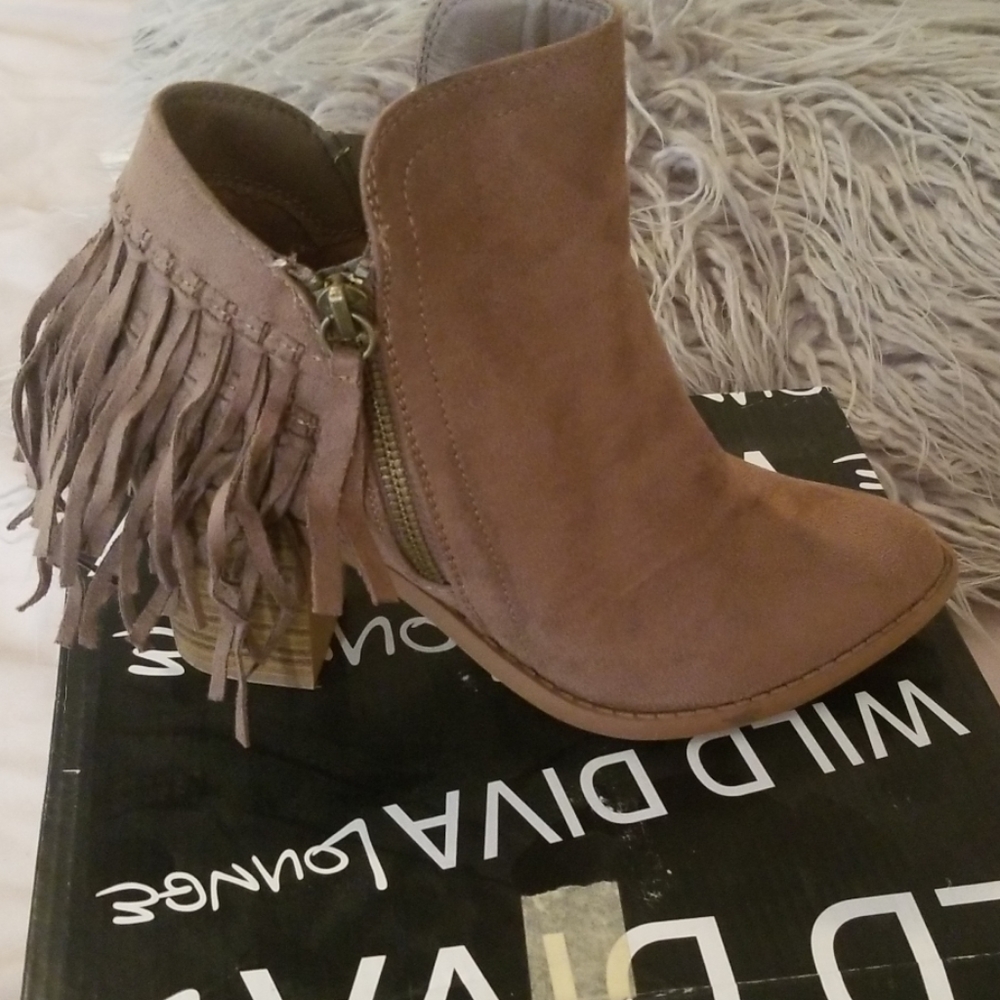 Fringe booties